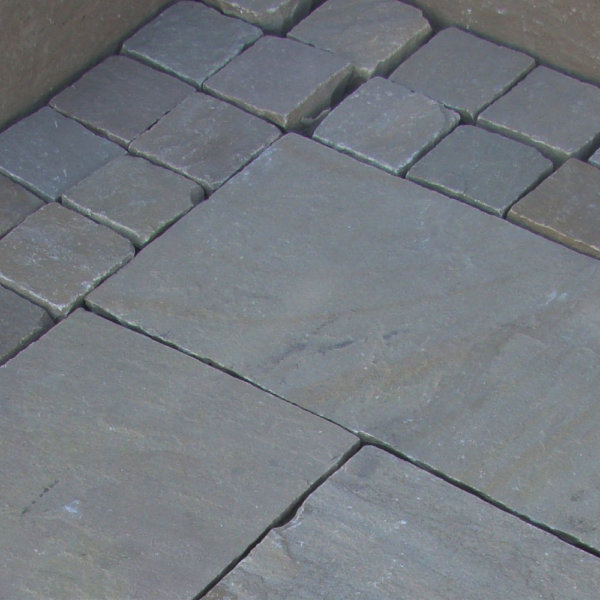 Raj Green Setts